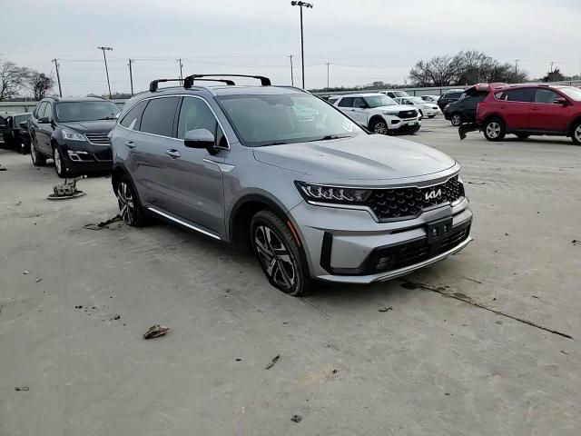 2023 Kia Sorento - Image 11