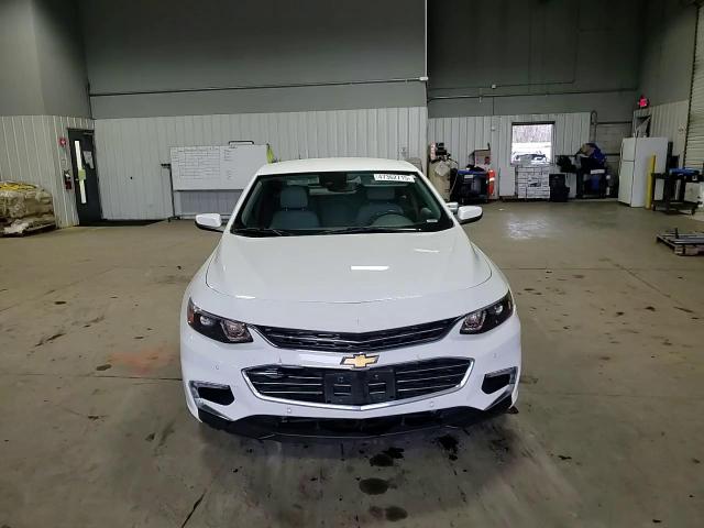 2016 Chevrolet Malibu - Image 10