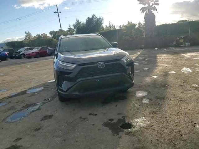 2023 Toyota RAV 4 - Image 11