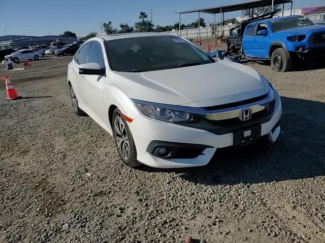 2017 Honda Civic - Image 10