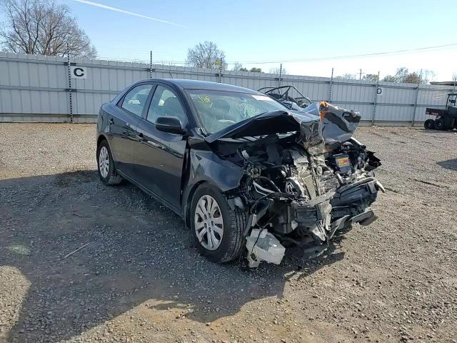 2013 Kia Forte - Image 11