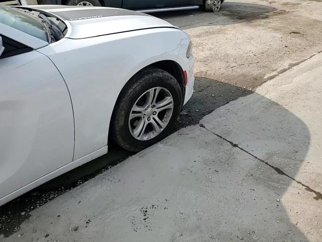 2017 Dodge Charger - Image 11