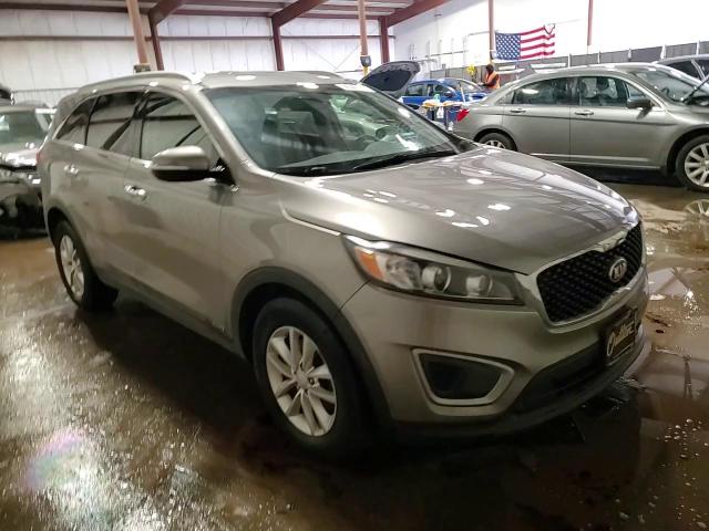 2018 Kia Sorento - Image 14