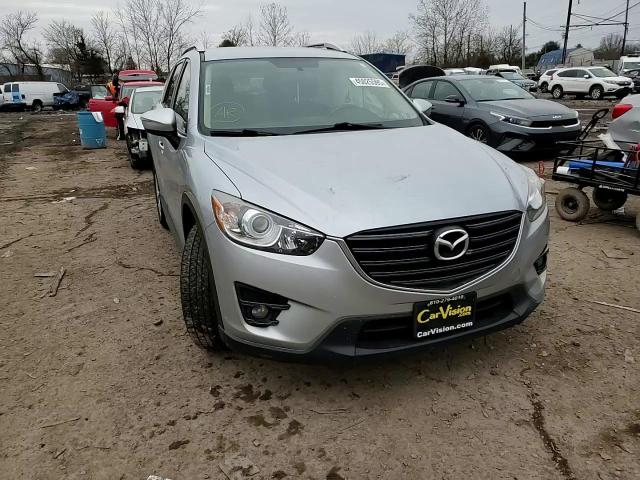 2016 Mazda CX-5 - Image 12