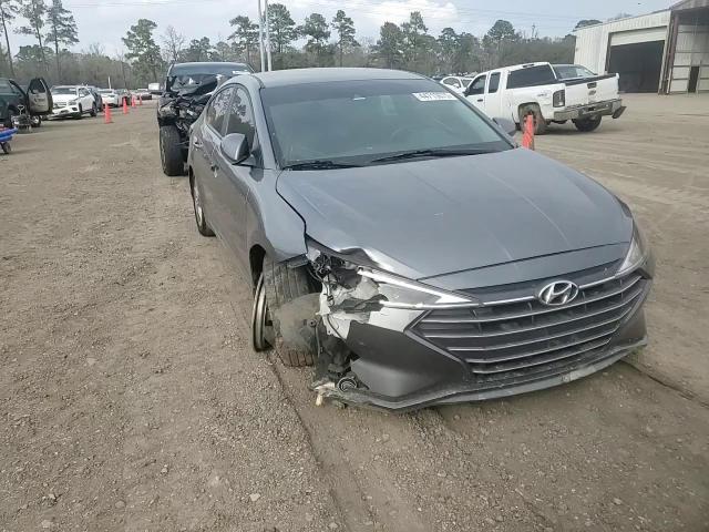 2019 Hyundai Elantra - Image 10