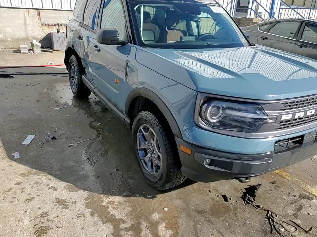 2022 Ford Bronco - Image 14