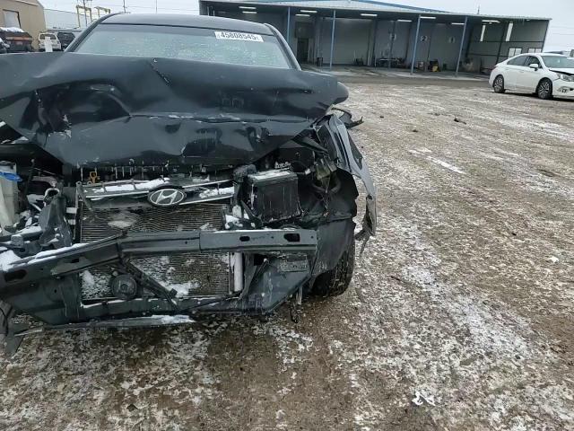 2009 Hyundai Elantra - Image 11