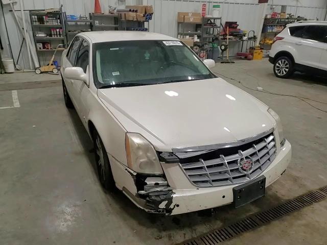2008 Cadillac DTS - Image 11