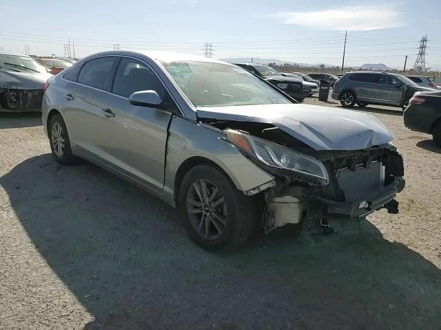 2015 Hyundai Sonata - Image 10