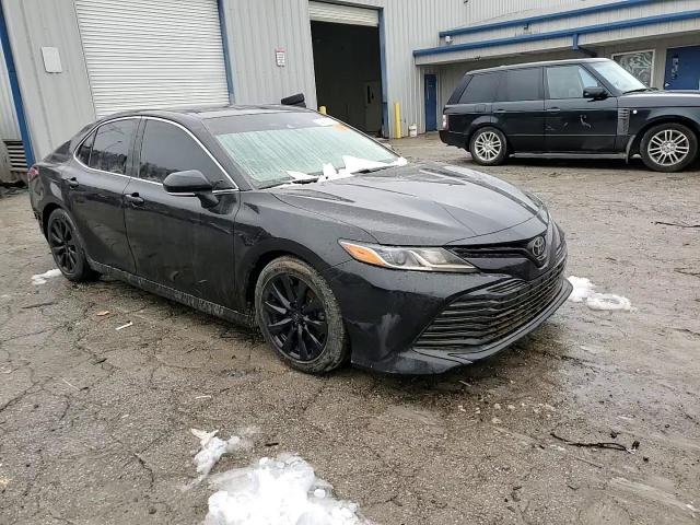 2018 Toyota Camry - Image 11