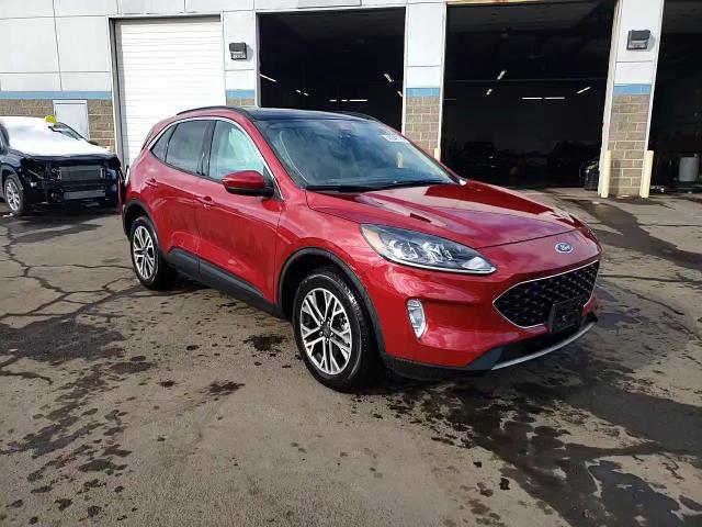 2020 Ford Escape - Image 13