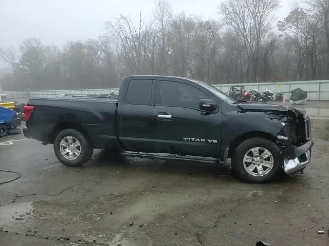 2018 Nissan Titan - Image 13