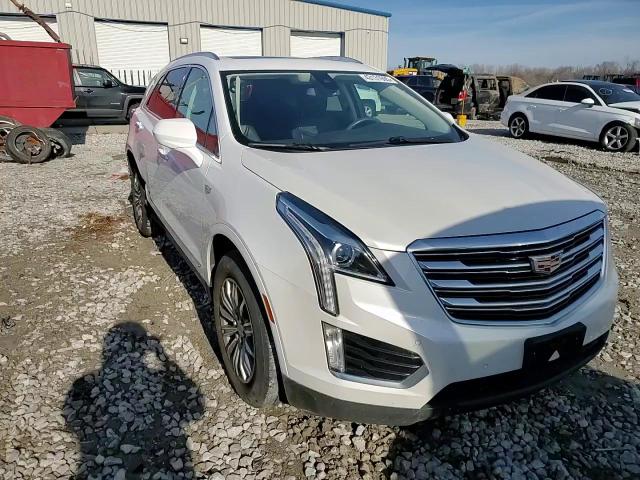 2017 Cadillac XT5 - Image 12