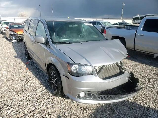 2014 Dodge Caravan - Image 12