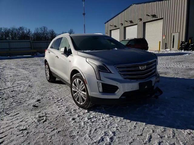 2017 Cadillac XT5 - Image 11