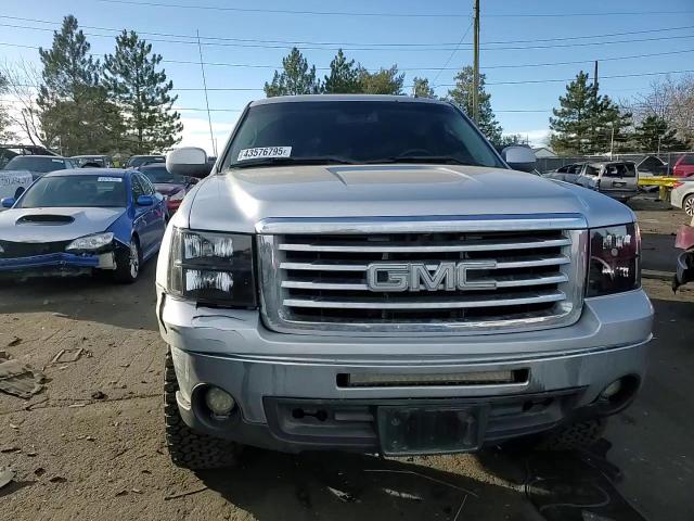 2013 GMC Sierra - Image 11