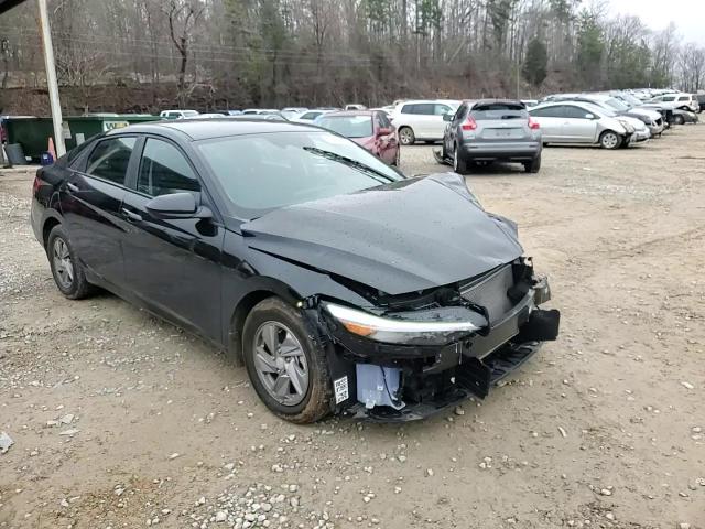 2024 Hyundai Elantra - Image 11