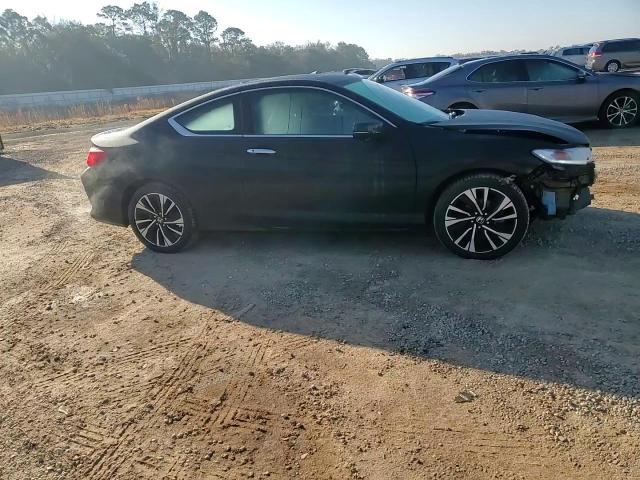2017 Honda Accord - Image 11