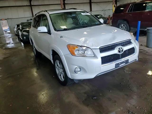 2012 Toyota RAV 4 - Image 13
