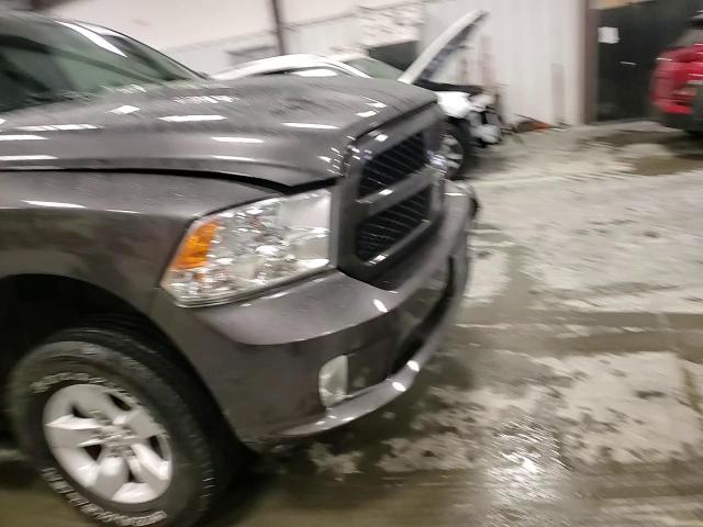 2016 RAM 1500 - Image 10