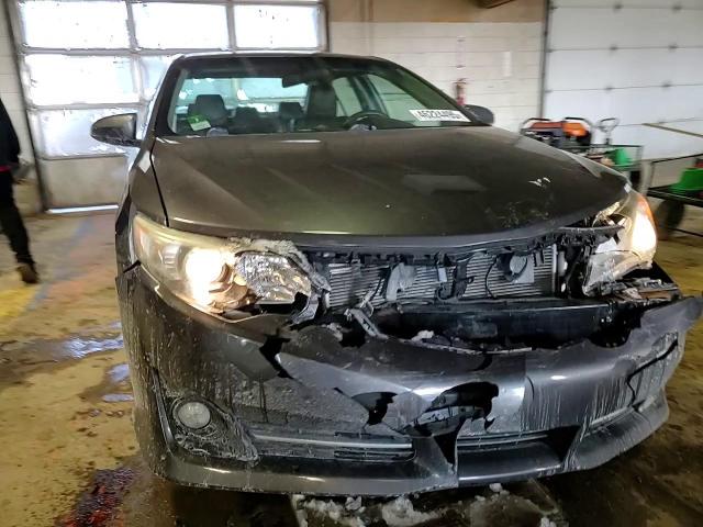 2014 Toyota Camry - Image 11