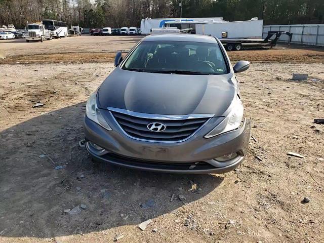 2013 Hyundai Sonata - Image 11