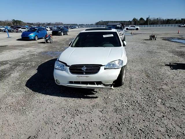 2000 Nissan Maxima - Image 11