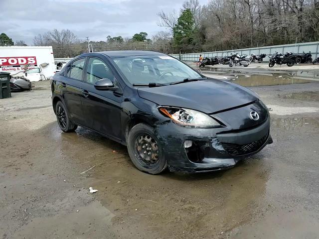 2013 Mazda 3 - Image 13