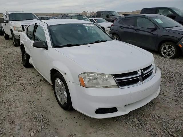 2013 Dodge Avenger - Image 10