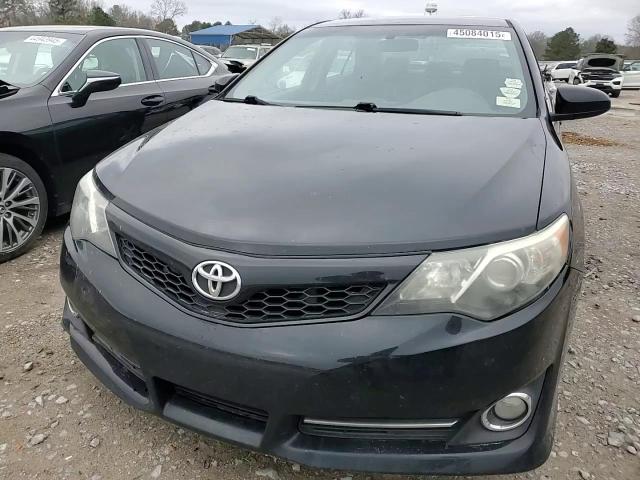 2014 Toyota Camry - Image 11