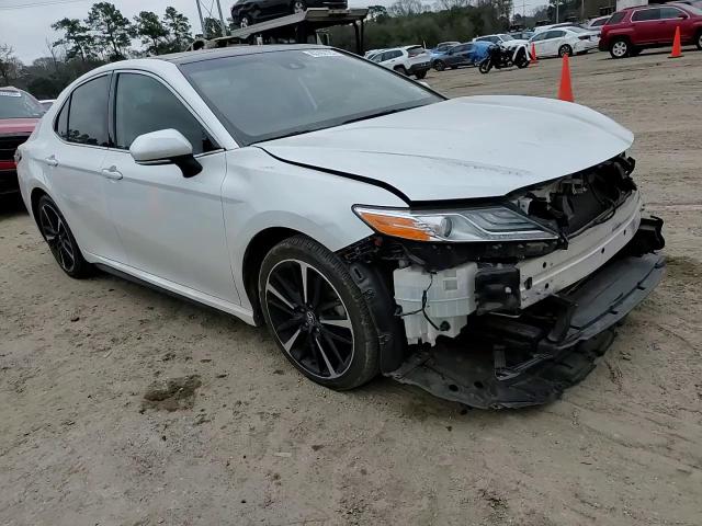 2020 Toyota Camry - Image 10