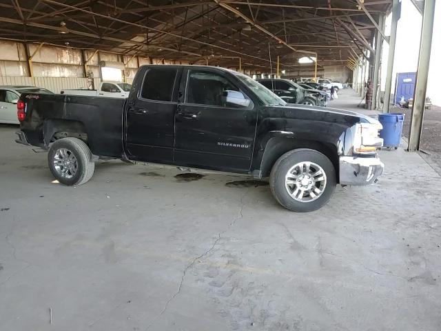 2016 Chevrolet Silverado - Image 11