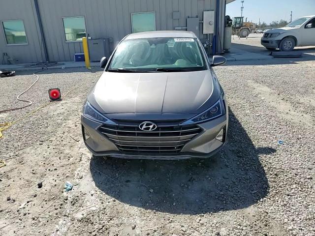 2020 Hyundai Elantra - Image 13