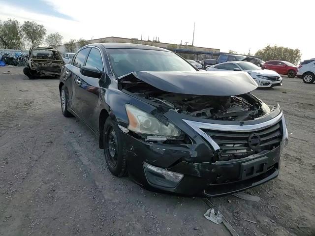2015 Nissan Altima - Image 10
