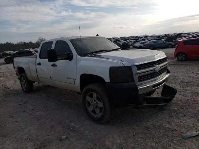 2008 Chevrolet Silverado - Image 11