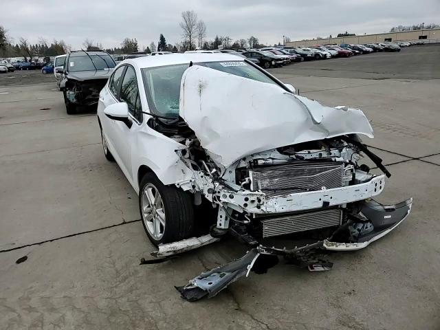 2017 Chevrolet Cruze - Image 11
