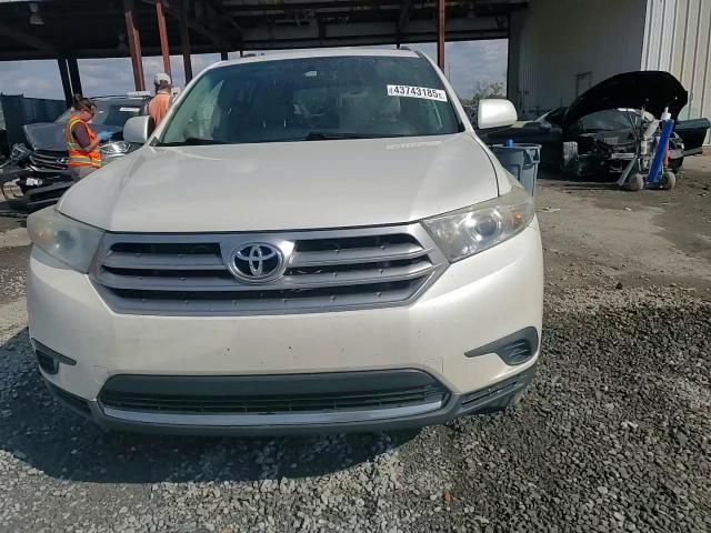 2013 Toyota Highlander - Image 15