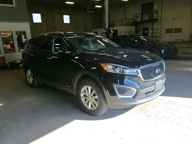 2017 Kia Sorento - Image 12
