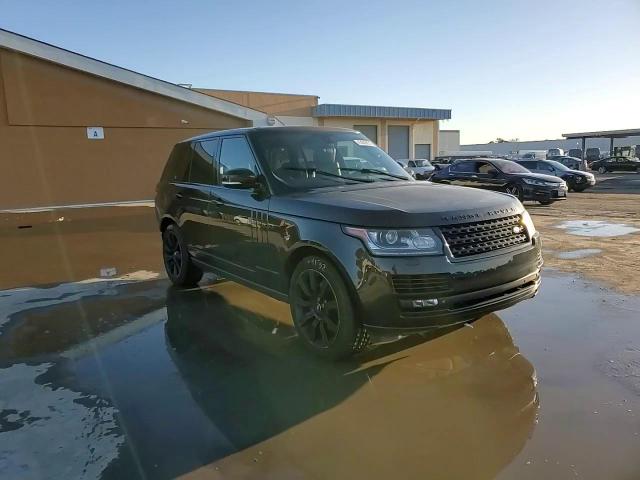 2015 Land Rover Range Rover - Image 11