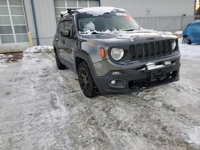 2016 Jeep Renegade - Image 10
