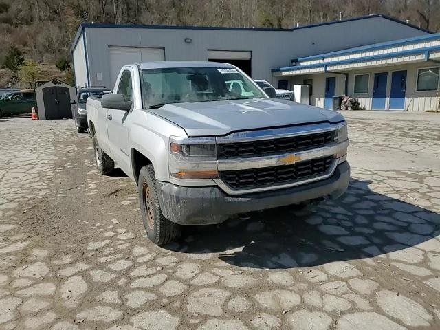 2018 Chevrolet Silverado - Image 10