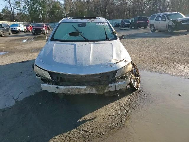 2014 Chevrolet Impala - Image 11