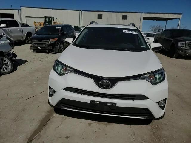 2018 Toyota RAV 4 - Image 11