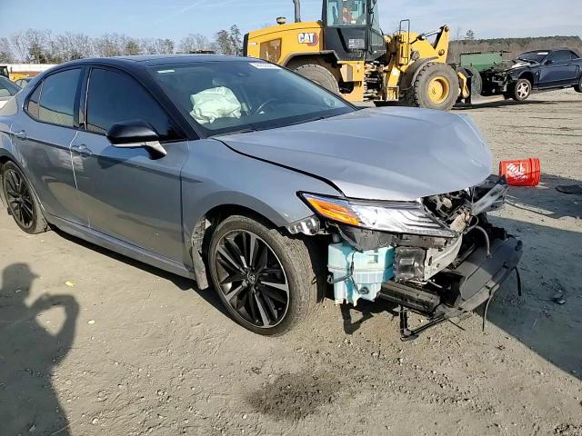 2020 Toyota Camry - Image 11