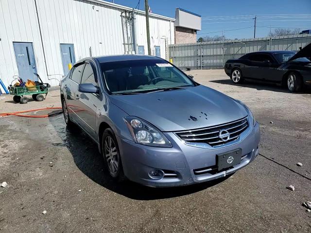 2012 Nissan Altima - Image 13