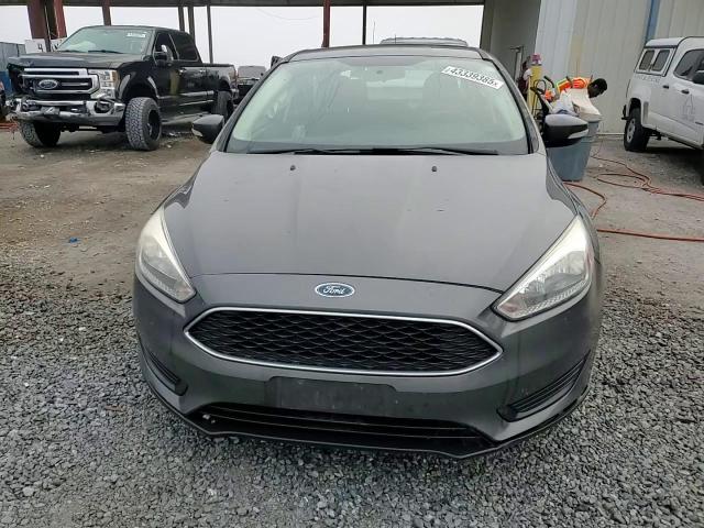 2017 Ford Focus - Image 13