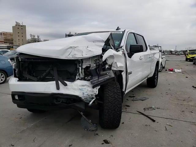 2020 Chevrolet Silverado - Image 11