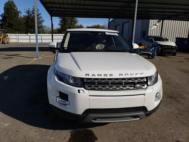 2015 Land Rover Range Rover - Image 12