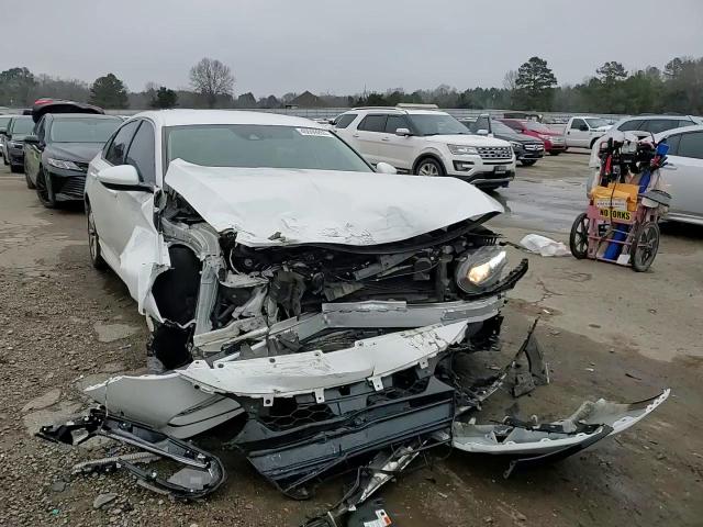 2019 Honda Accord - Image 11