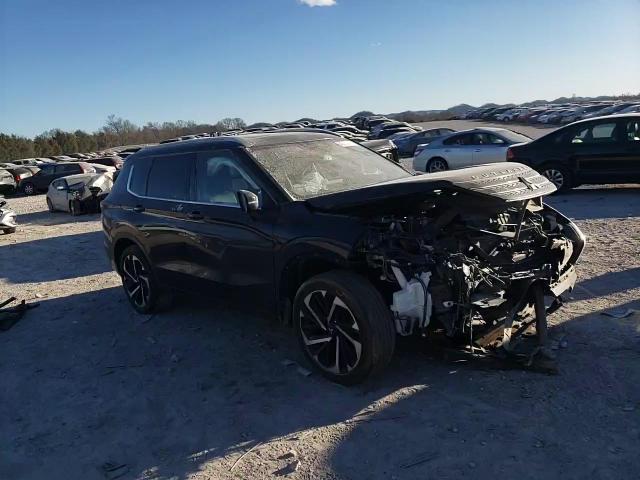 2024 Mitsubishi Outlander - Image 12